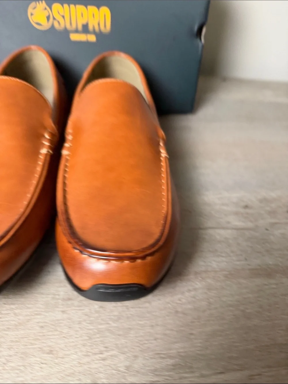 Men’s Tan Leather Slip-On Driving Loafers